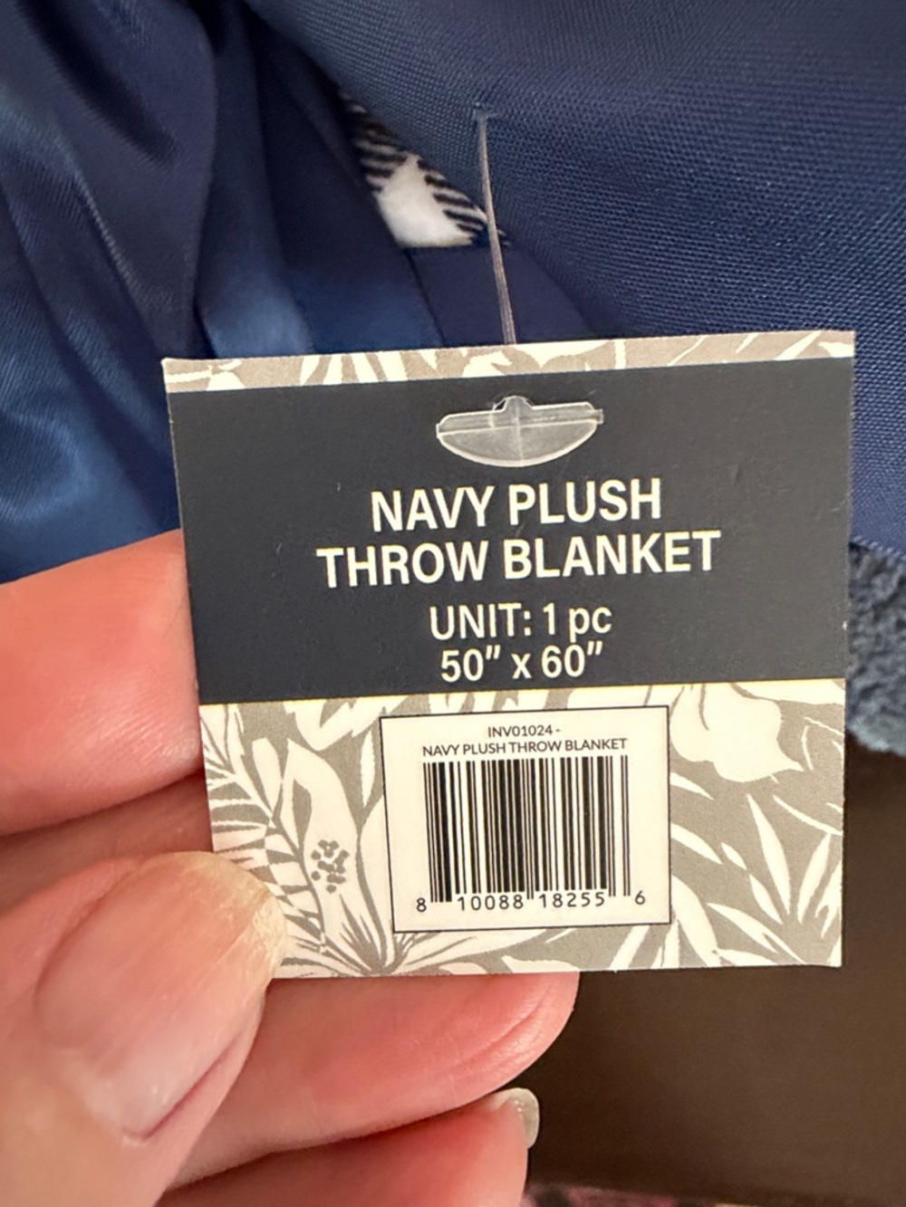 Plush 50 x 60 Inch “Tommy Bahama” Throw - Picture 2 of 4